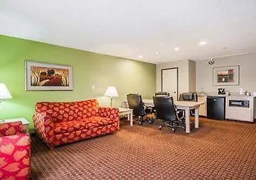 Quality Suites Memphis/ Wolfchase Galleria