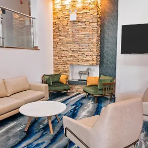 *** Hotel Fairfield By Marriott Laguardia Airport/astoria United States